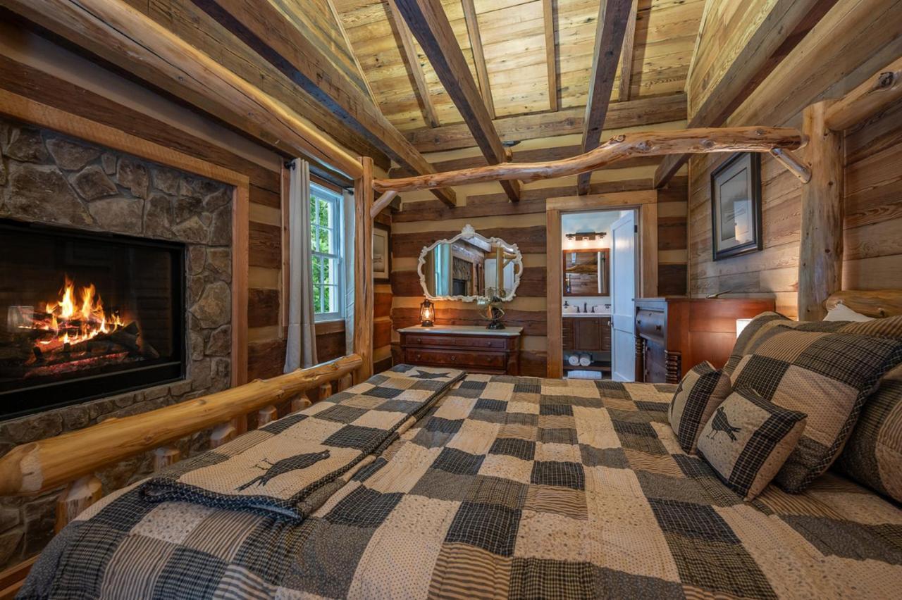 Russell'S Fort At White Oak Point: Historical Cabin On Lake Lure, Luxury, Direct Lake Access! Villa Exterior photo