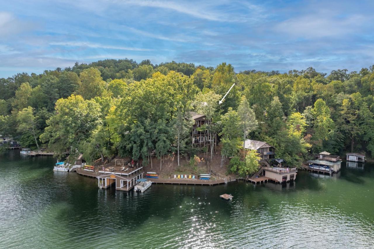 Russell'S Fort At White Oak Point: Historical Cabin On Lake Lure, Luxury, Direct Lake Access! Villa Exterior photo